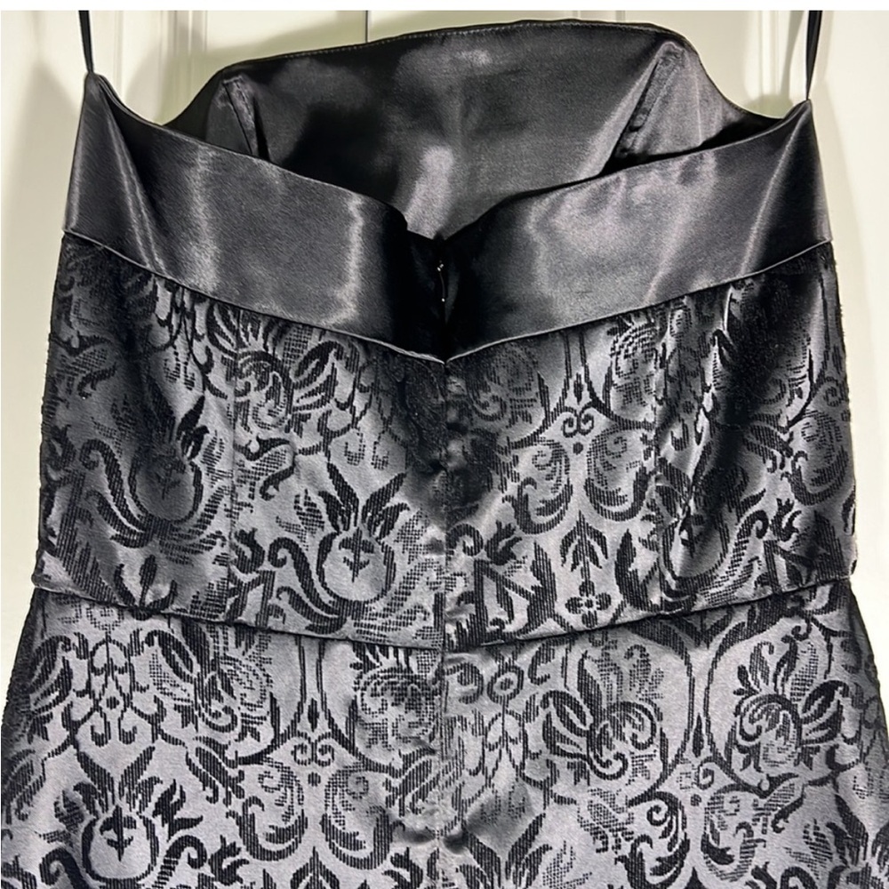 White House Black Market Special Occasion Strapless Dress Velvet Floral NWOT - Picture 8 of 12